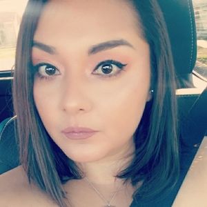 Meet your Posher, Valerie